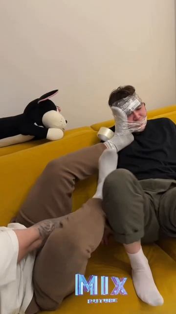 Он теперь на связи всегда 😂