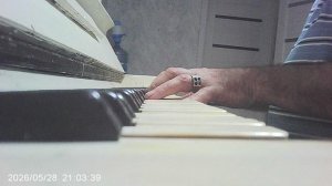 Пианино: двухволновая импровизация