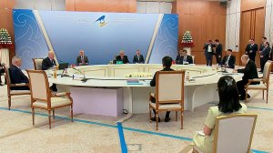 Президент России принимает участие в заседании Высшего Евразийского экономического совета.