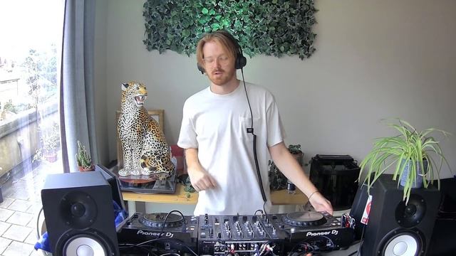 MXV - DJ Set