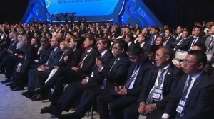 Могут исчезнуть целые профессии, если на смену человеку придёт компьютерный разум — Путин