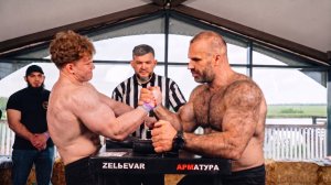 ЦЫПЛЕНКОВ VS ПУШИСТЫЙ. Денис в деле на АРМАТУРЕ. АРМРЕСТЛИНГ