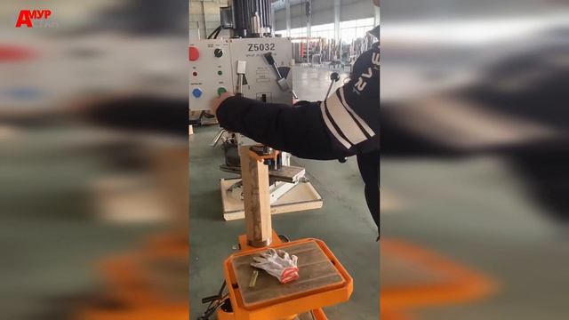 Сверлильный станок Z5032 смотреть онлайн