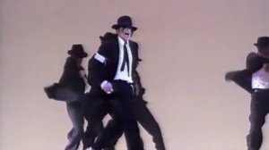 Michael Jackson — Dangerous (Live at the American Music Awards, 1993)