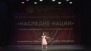 Виктория Дутова, номинация – Эстрадный вокал, песня – «Прекрасное далеко»