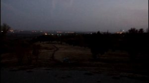 Вид возле памятника второй воздушной армии в городе Семилуки в середине осени вечером