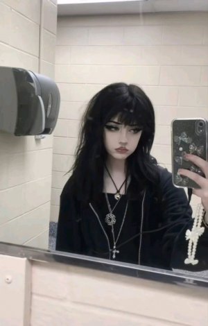 кис