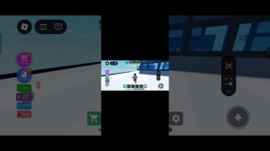 Играю в супербир чикинган и roblox