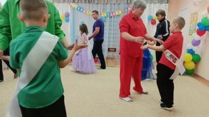 Антошин выпускной.Жизнь в деревне