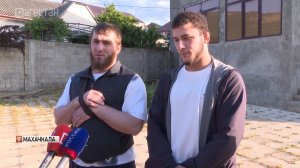 Братьям Магомедхановым подарили дом