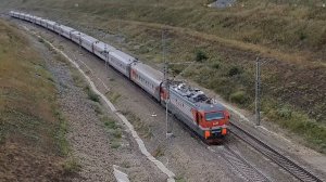 ЭП1М-453 с поездом N-126 Москва-Новороссийск