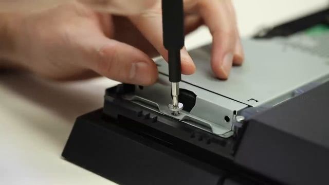 Как обновить PS4 с помощью SSD - HyperX How to upgrade the PS4 with a SSD - HyperX смотреть онлайн