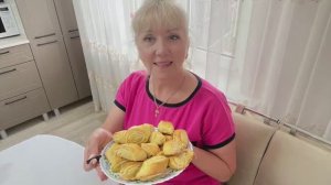 Обзор огорода// грядки для помидоров// клубника спеет 🍓//испекла печенье ГАТА//🌹