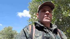 ЛОВИМ КАРАСЯ. ПОПАЛ ПОД ДОЖДЬ НЕГДЕ СПРЯТАТЬСЯ ВЕЗДЕ МОЧИТ. ПОЙМАЛ РЫБУ ОТПУСТИЛ. ГЛАВНОЕ ПРОЦЕСС