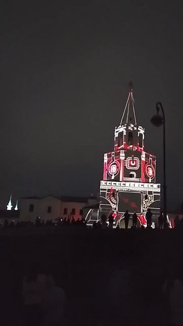 Лазерное шоу на Спасской башне Казанского кремля | Казань вечером (Фестиваль НУР) #shorts