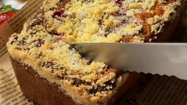Клубничный ПИРОГ со штрейзелем...🥧🍓😋