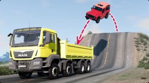 Машина запрыгивает в кузов грузовика ▶️ BeamNG Drive