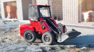 Мини-Погрузчик RED RBF-03 с удобной кабиной оператора! • Работа на стройке