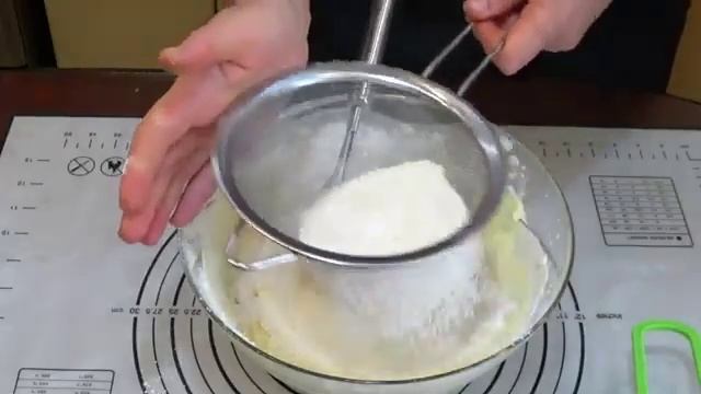 Вкуснейшие ТВОРОЖНЫЕ ОЛАДЬИ. Обзор приготовления и рецепт. смотреть онлайн