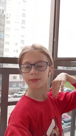 мне просто скучно поэтому сегодня я вам покажу вид из окна