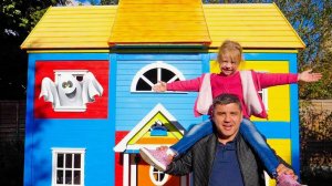 Настя и папа строят домики для собак ⧸ Nastya and papa makes playhouse