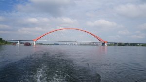 Бугринский мост через реку Обь в Новосибирске