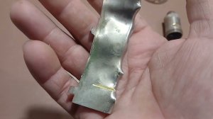 Об этом не все знают. Поэтому выбрасывают Медь. Латунь. Серебро.