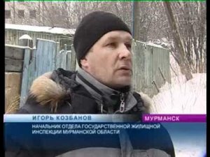 Бассейн из нечистот и воды в подвале    на это жильцы дома на улице Павлова жалуются уже ни один год