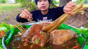 #МКУБАНГ Бычьи хвосты с соусом из морепродуктов и свежими овощами!АСМР ЕДА НА КАМЕРУ ОБЖОР ОБЕД