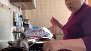 Готовлюсь к празднику родительский.