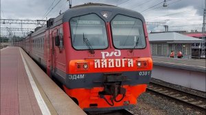 Электропоезд ЭД4М 0381 «Ладога» прибывает на Финляндский вокзал