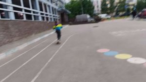 дрифт и на велосипеде и на самокате