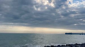 В Сочи и Сириусе проверяют воду и песок на пляжах