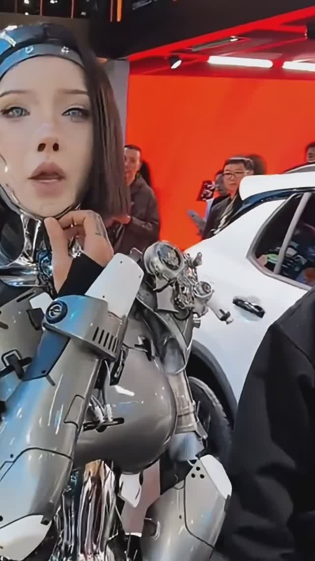 робот как настоящая девушка 😯 смотреть онлайн