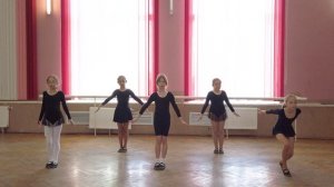 Разминка - Руки подняли.