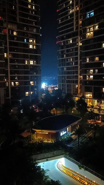 🏢 Когда купил квартиру с видом на концерт