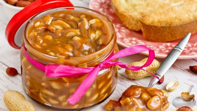ДОМАШНЯЯ КАРАМЕЛЬ С АРАХИСОМ