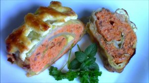 Рулет из ранней капусты с курицей.
