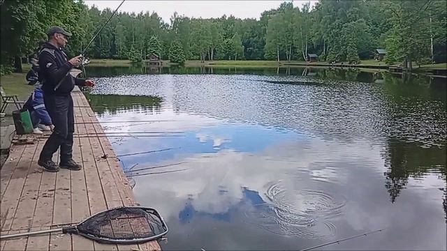 Рыбалка на Нижнем. Клёвое место Лосиный остров.