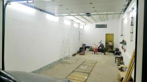 Освещение домашнего гаража.