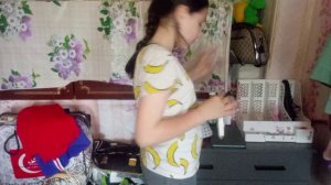 Приехала в деревню разбераю гардероб