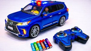 Распаковываем радиоуправляемый автобус , машину скорой помощи, экскаватор-трансформер