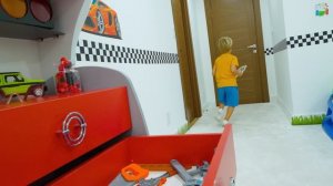 Дети играют в Magic Slot Machine