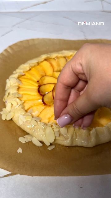 Невероятно нежная галета с нектаринами🍑