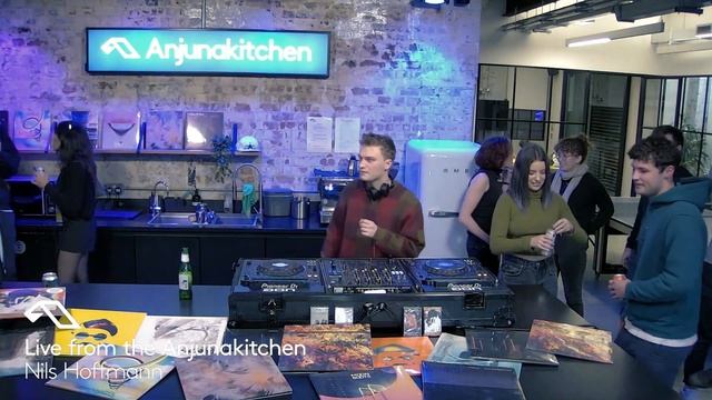 Nils Hoffmann | Live from the Anjunakitchen