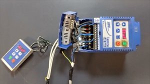 AC6418 Преобразователь частоты LENZE ESV751N04TXB 0,75кВт