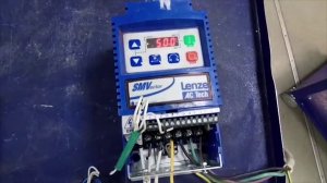 AC2710 Преобразователь частоты Lenze ESV751N04TXB 0.75 кВт