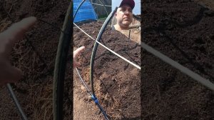Парник из ПНД трубы своими руками.