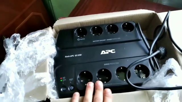 APC Back-UPS ES 550. смотреть онлайн