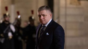 Фицо призвал ЕС к диалогу с Россией после инцидента с дроном